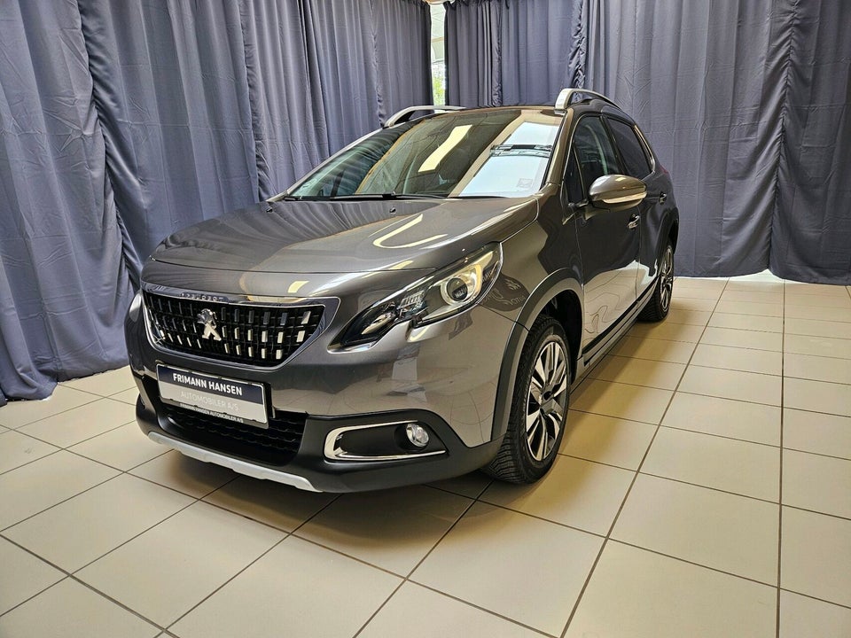 Peugeot 2008 1,2 PureTech 130 Allure Sky 5d