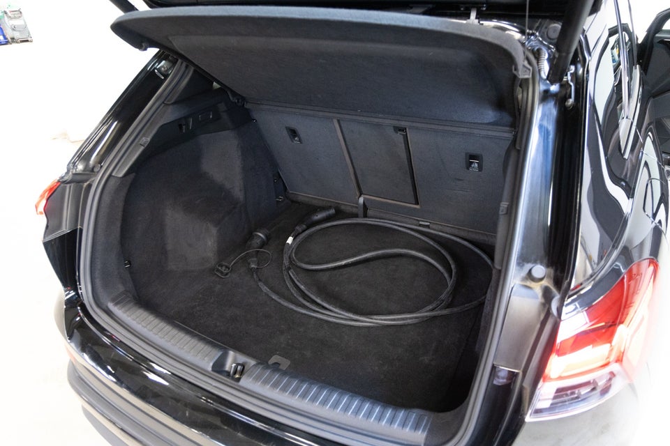 Audi Q4 e-tron 40 Advanced 5d