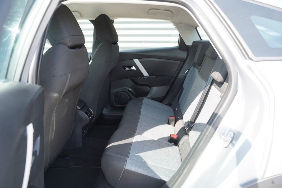 Citroën C4 1,2 PureTech 100 Iconic 5d