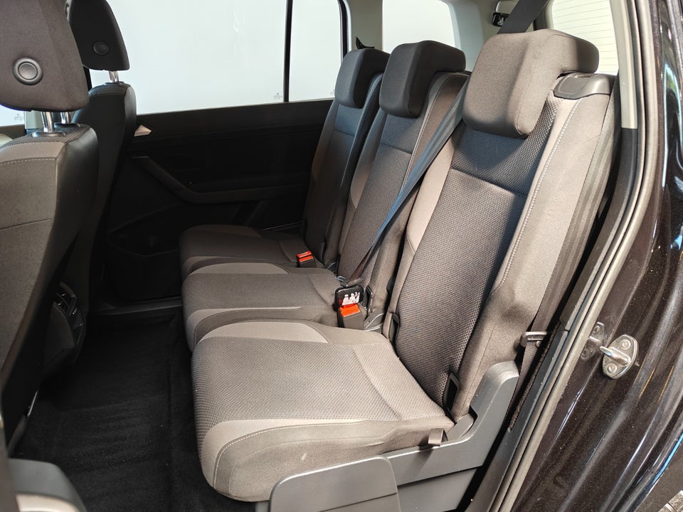 VW Touran 1,2 TSi 110 Trendline 7prs 5d