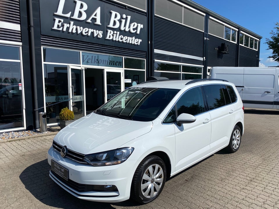 VW Touran 2,0 TDi 150 Comfortline DSG Van 5d