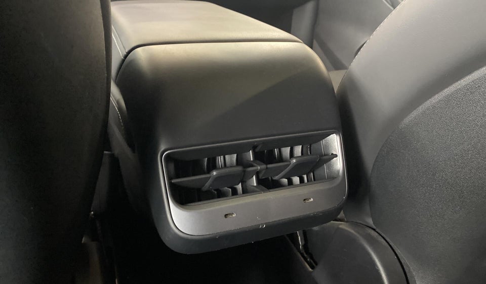 Tesla Model Y RWD 5d