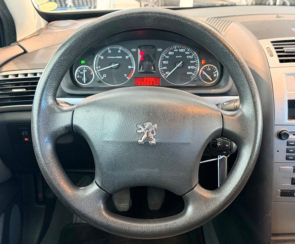 Peugeot 407 2,0 SR 4d