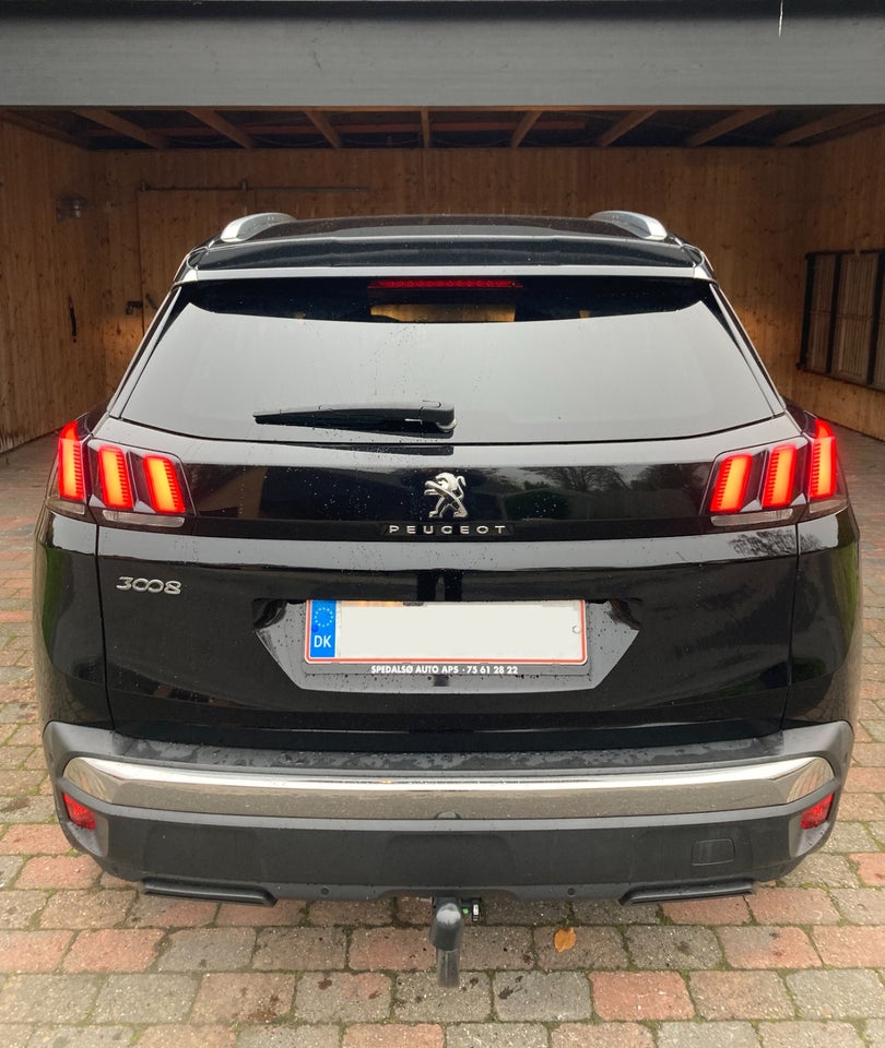 Peugeot 3008 1,2 PureTech 130 Allure EAT8 5d