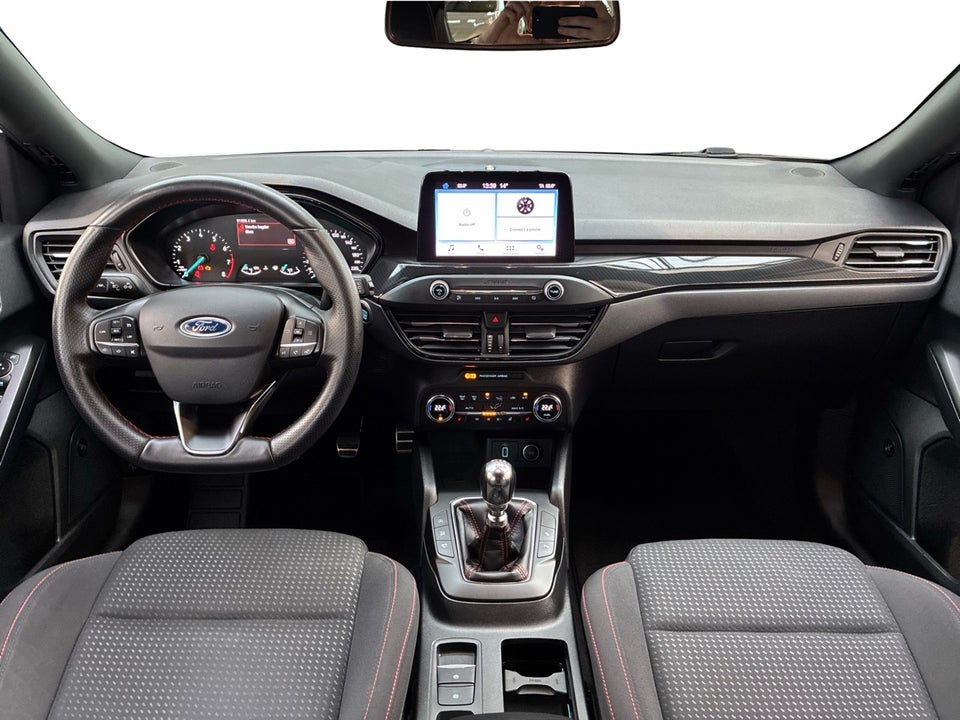 Ford Focus 1,5 EcoBoost ST-Line 5d