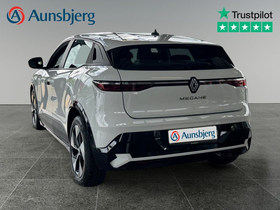 Renault Megane E-Tech 40 Equilibre 5d