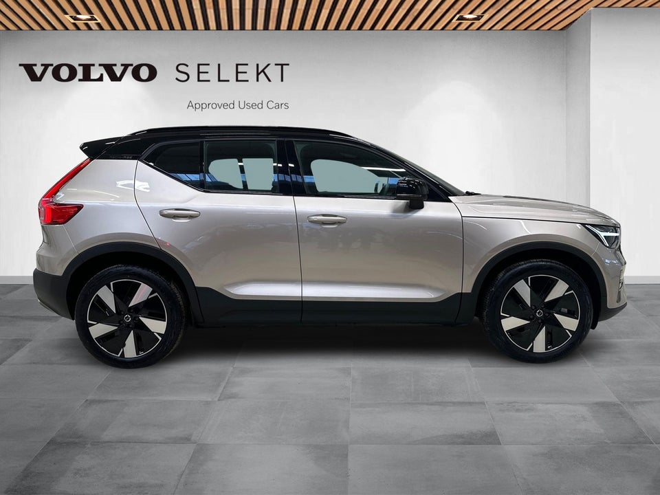 Volvo XC40 P6 ReCharge Plus 5d