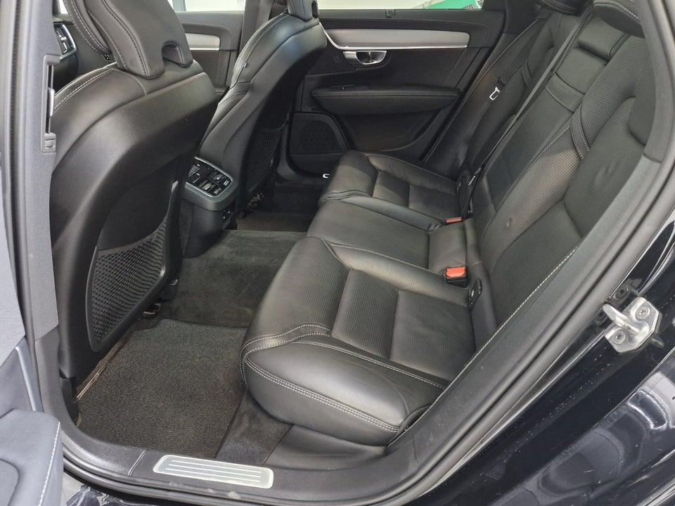 Volvo V90 CC 2,0 T6 320 Pro aut. AWD 5d