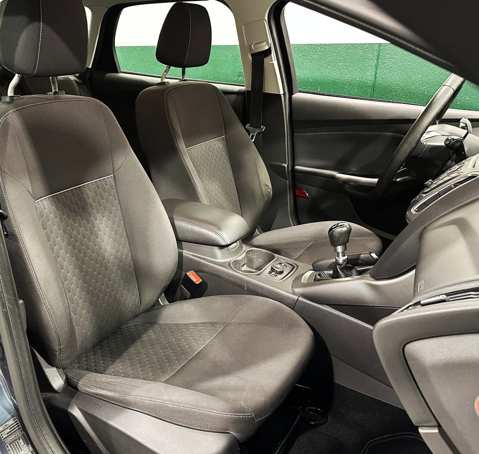 Ford Focus 1,0 SCTi 125 Titanium stc. ECO 5d