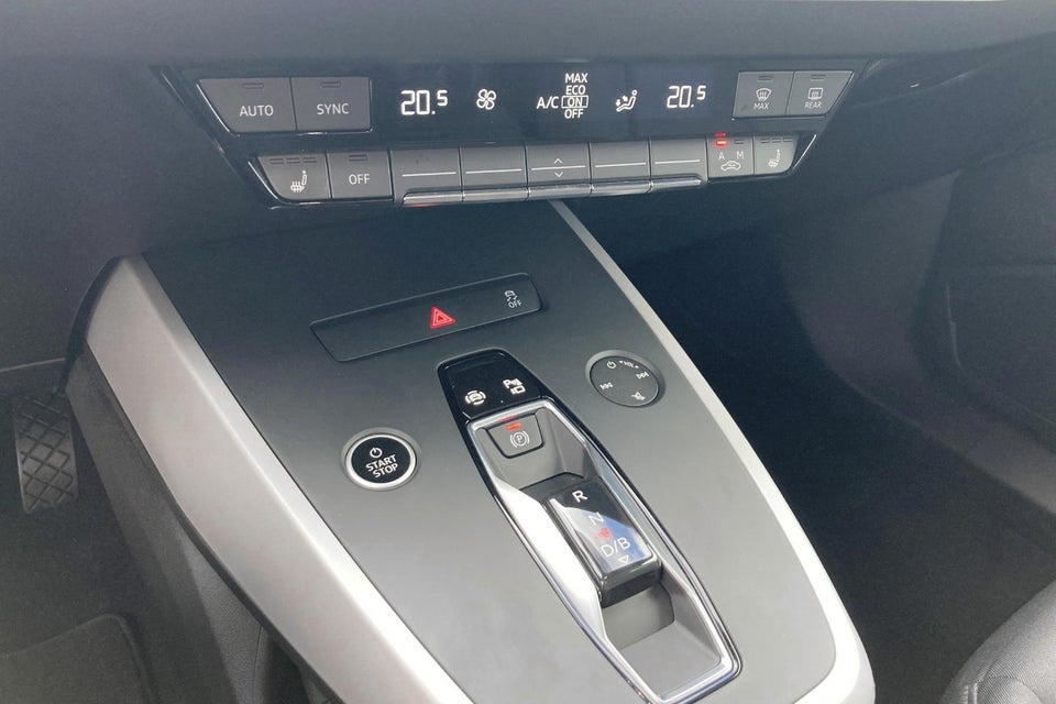 Audi Q4 e-tron 40  5d