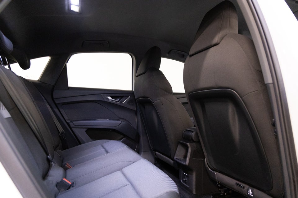 Audi Q4 e-tron 40 S-line Sportback 5d