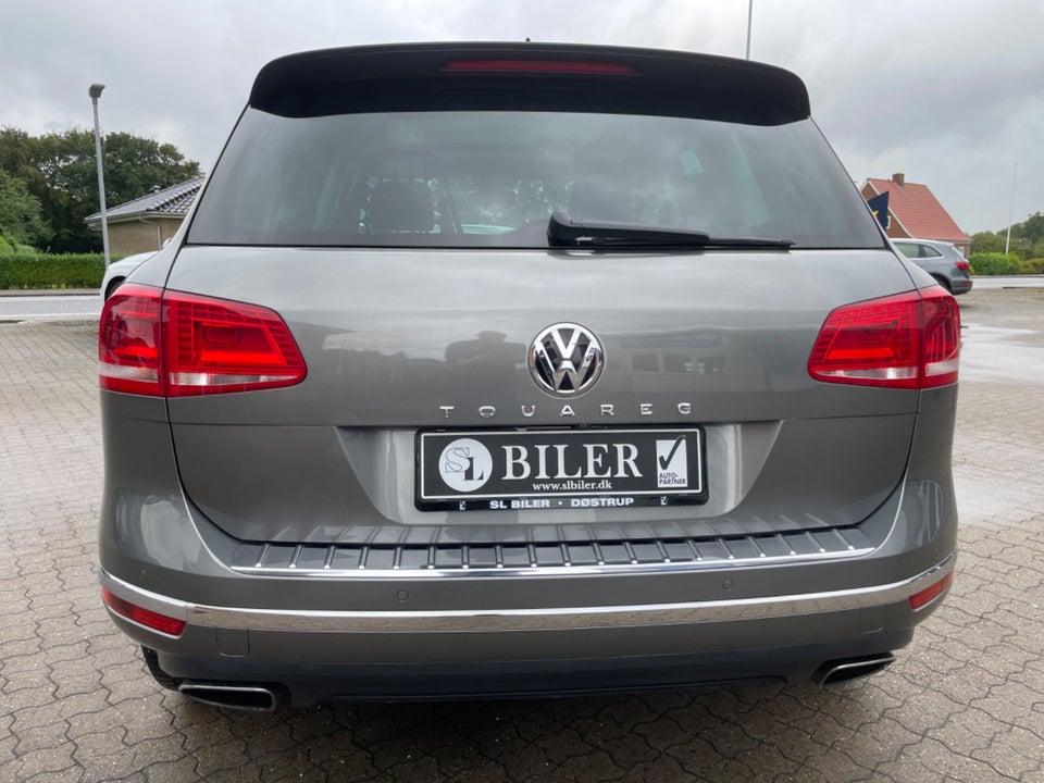 VW Touareg 3,0 V6 TDi 262 R-line Tiptr. 4Motion Van 5d