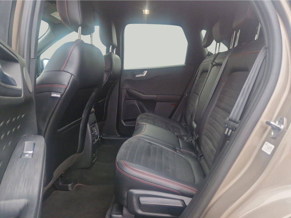 Ford Kuga 2,5 PHEV ST-Line X CVT 5d