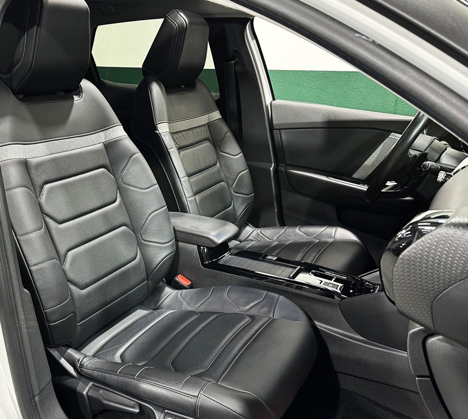 Citroën C4 1,5 BlueHDi 130 Shine Sport EAT8 5d