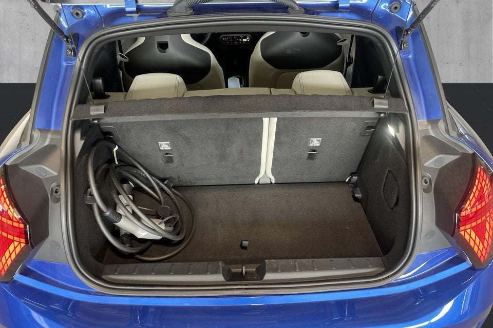 MINI Cooper SE Favoured Trim XL 3d