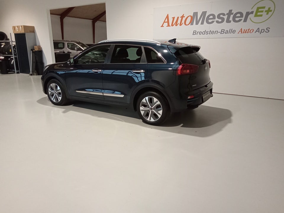 Kia e-Niro 64 Advance 5d