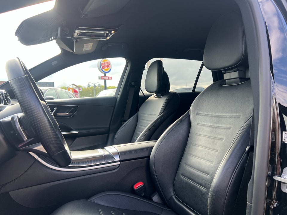 Mercedes C300 e 2,0 AMG Line stc. aut. 5d