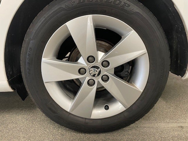 Skoda Rapid 1,0 TSi 110 ICE DSG 5d