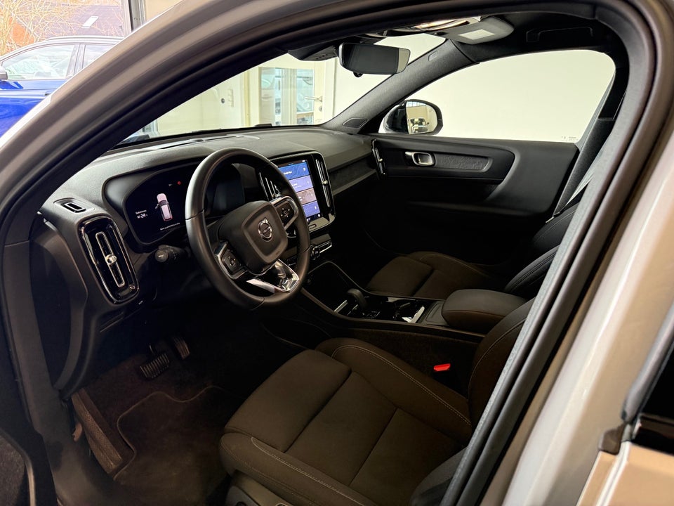 Volvo XC40 P6 ReCharge Core 5d
