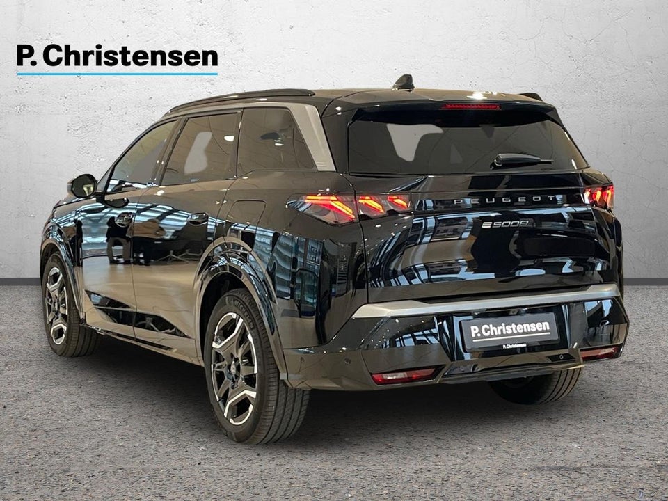 Peugeot e-5008 77 GT Pack 7prs 5d