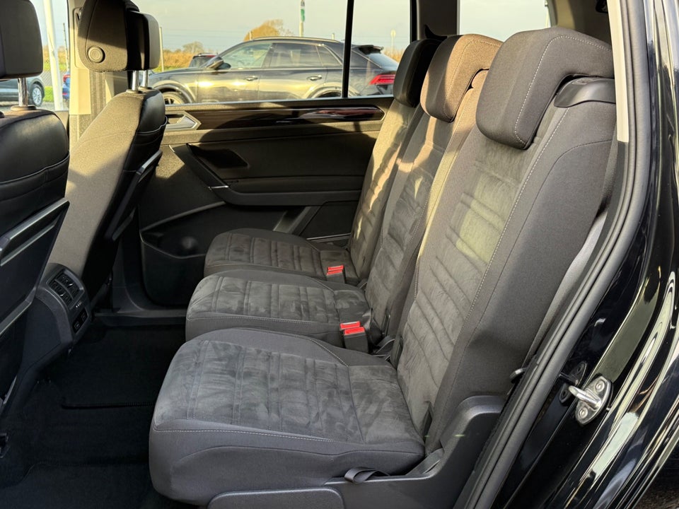 VW Touran 1,4 TSi 150 Highline 7prs 5d