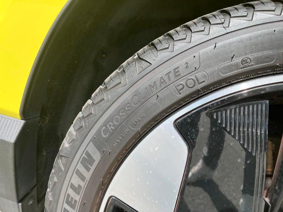 Volvo EX30 Extended Range Plus 5d