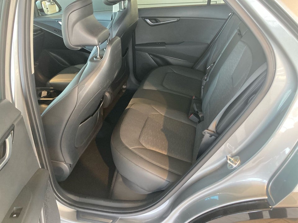 Kia Niro 64 EV Upgrade 5d