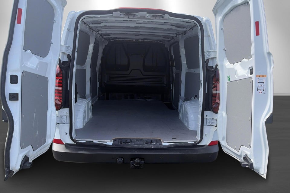 VW Transporter 2,0 TDi 150 Comfort Kassevogn LWB
