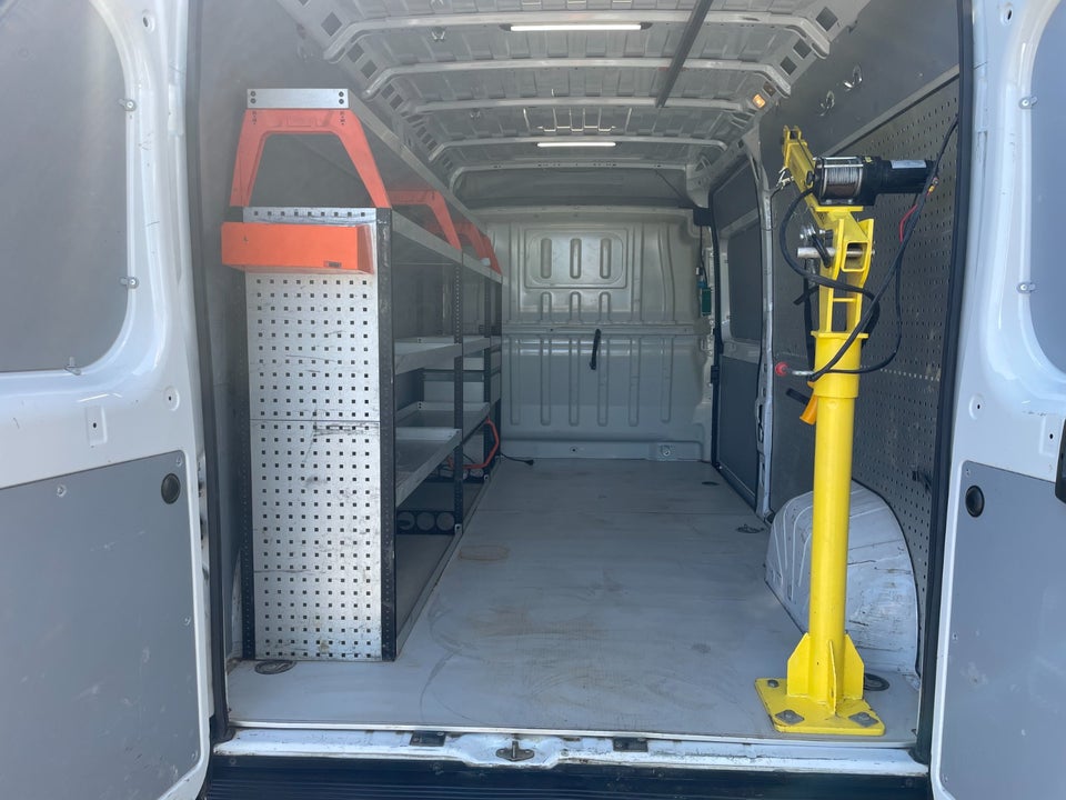 Peugeot Boxer 435 2,2 BlueHDi 165 L3H2 Premium