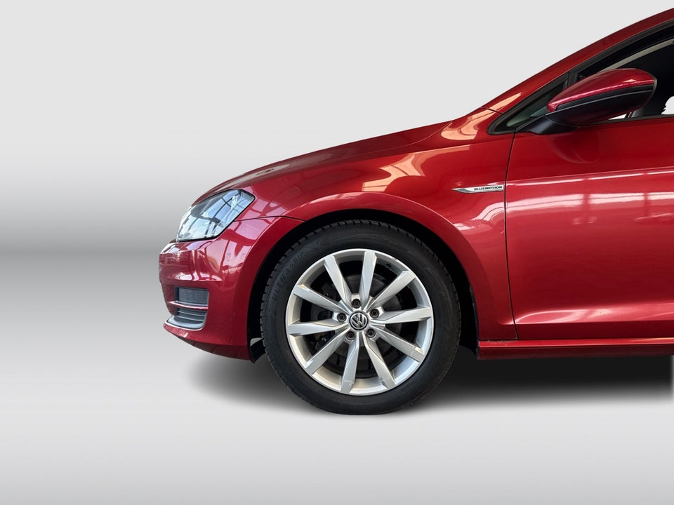 VW Golf VII 1,6 TDi 110 Comfortline 5d