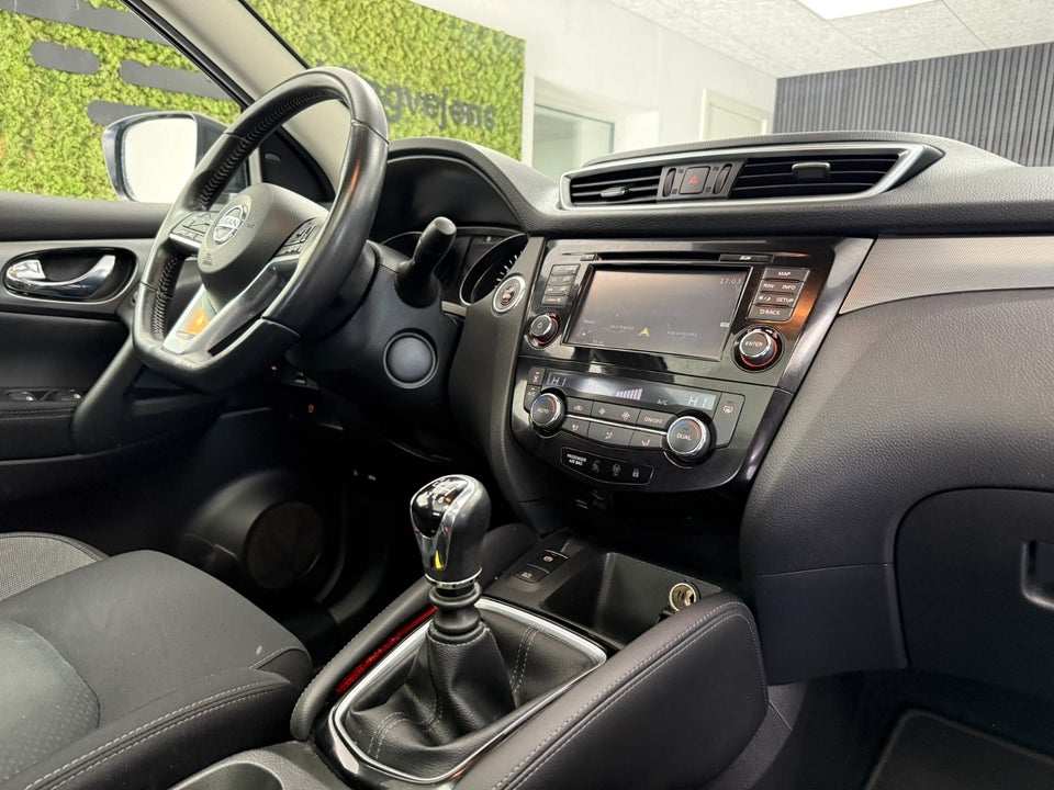 Nissan Qashqai 1,2 Dig-T 115 N-Connecta 5d
