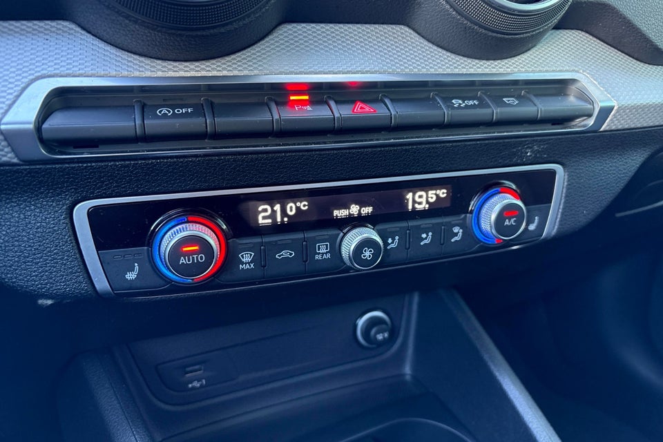 Audi Q2 35 TFSi Prestige S-tr. 5d