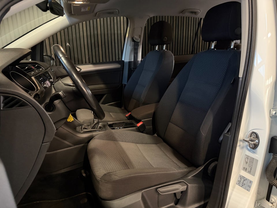 VW Touran 2,0 TDi 150 Comfortline DSG 7prs 5d