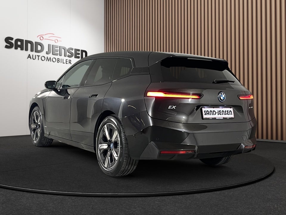 BMW iX xDrive50 Supercharged 5d