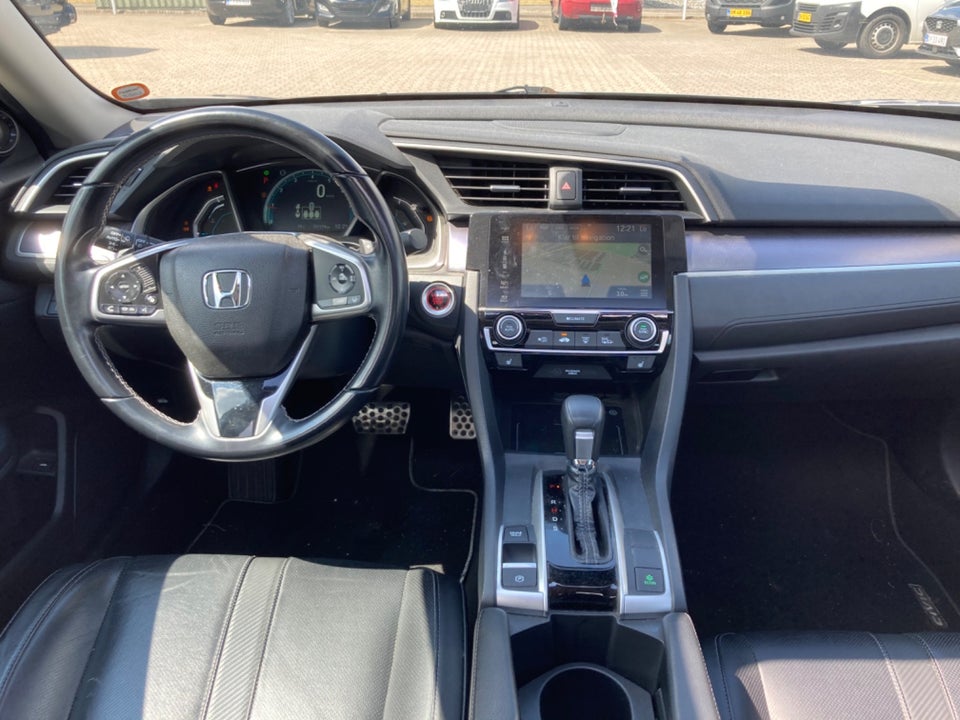 Honda Civic 1,5 VTEC Turbo Executive CVT 4d