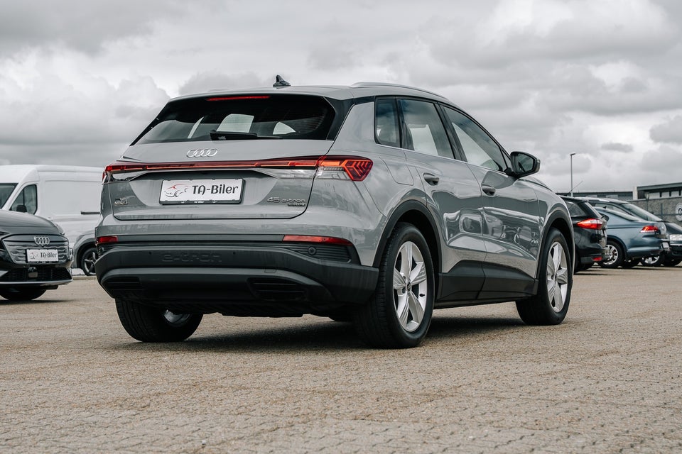 Audi Q4 e-tron 45 quattro 5d