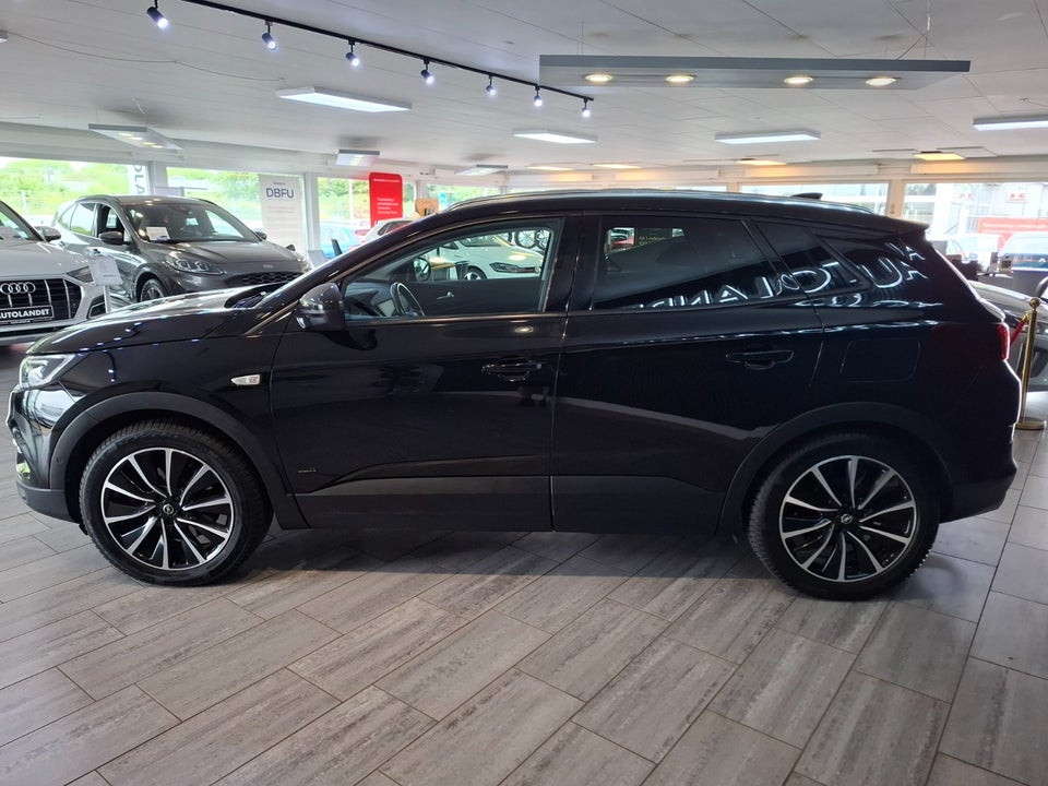 Opel Grandland X 1,6 Hybrid4 Ultimate aut. 5d