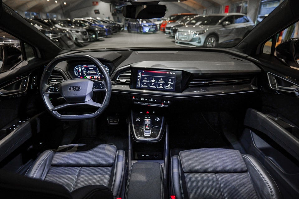 Audi Q4 e-tron 40 S-line 5d