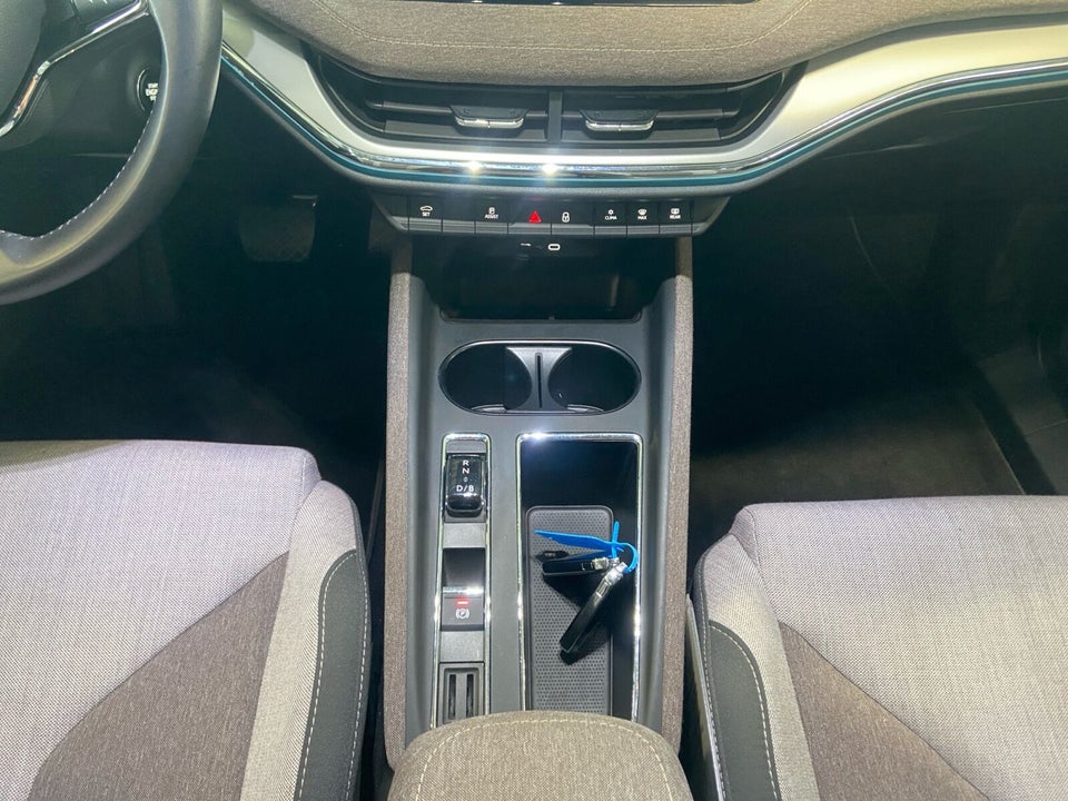 Skoda Enyaq 60 iV Selection Lodge 5d