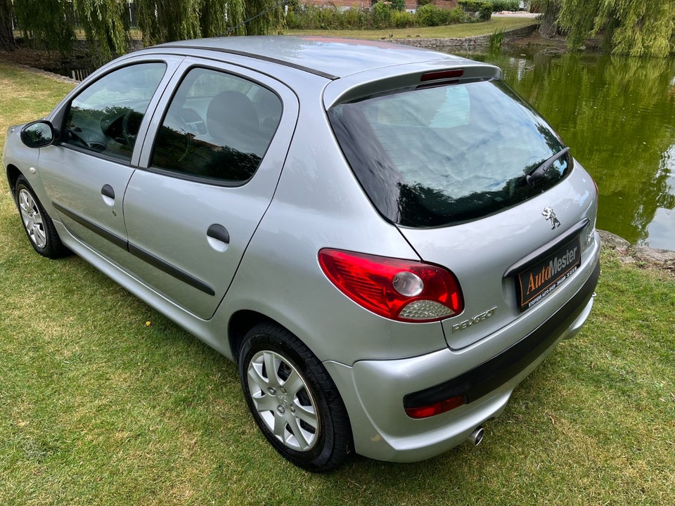 Peugeot 206+ 1,4 Comfort 5d