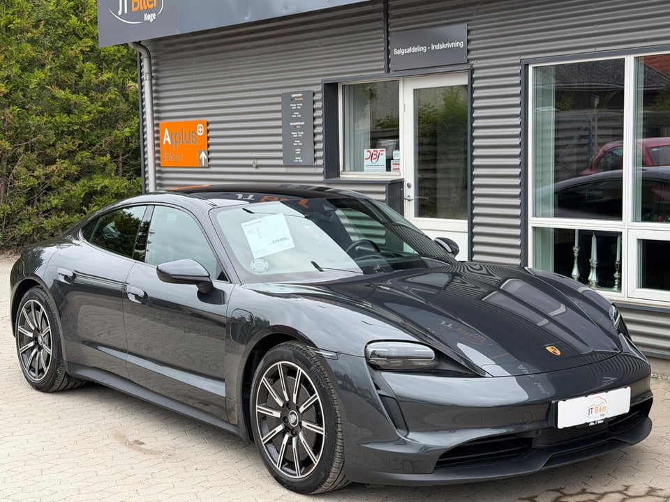 Porsche Taycan 4d