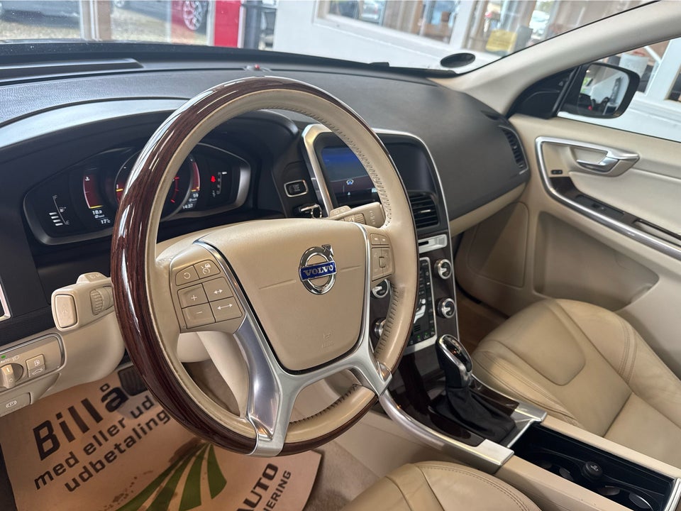 Volvo XC60 2,0 D4 181 Summum aut. 5d