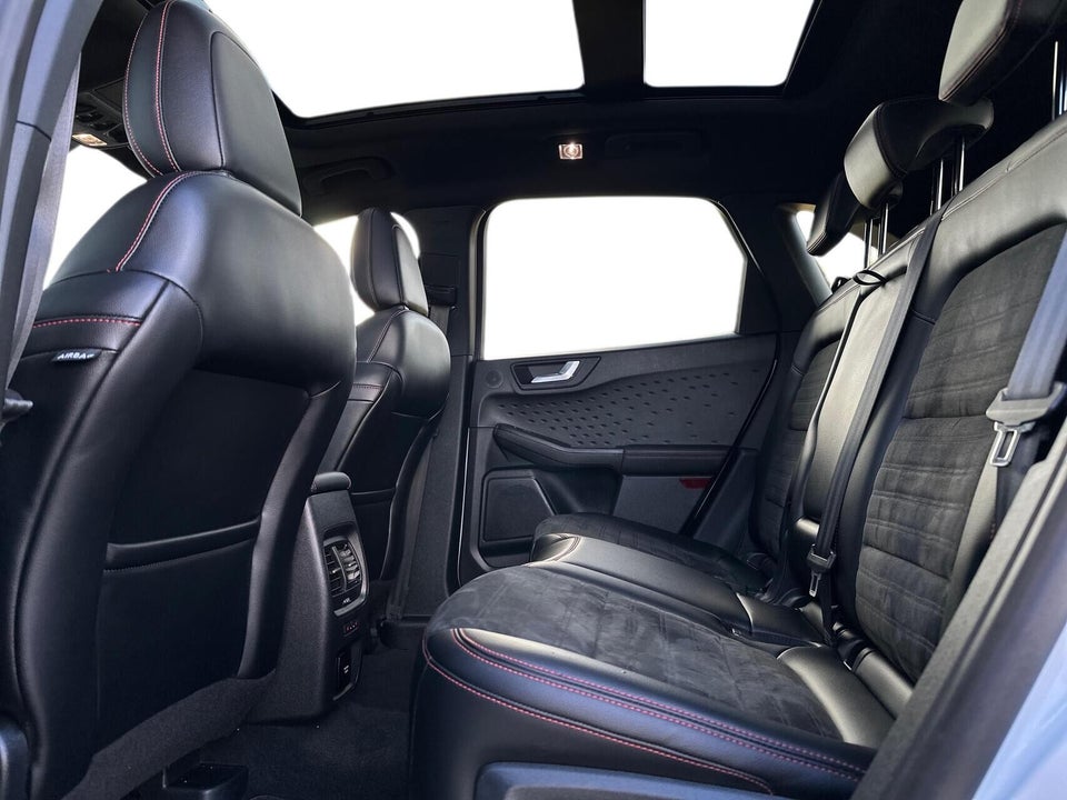 Ford Kuga 2,5 PHEV ST-Line X CVT 5d