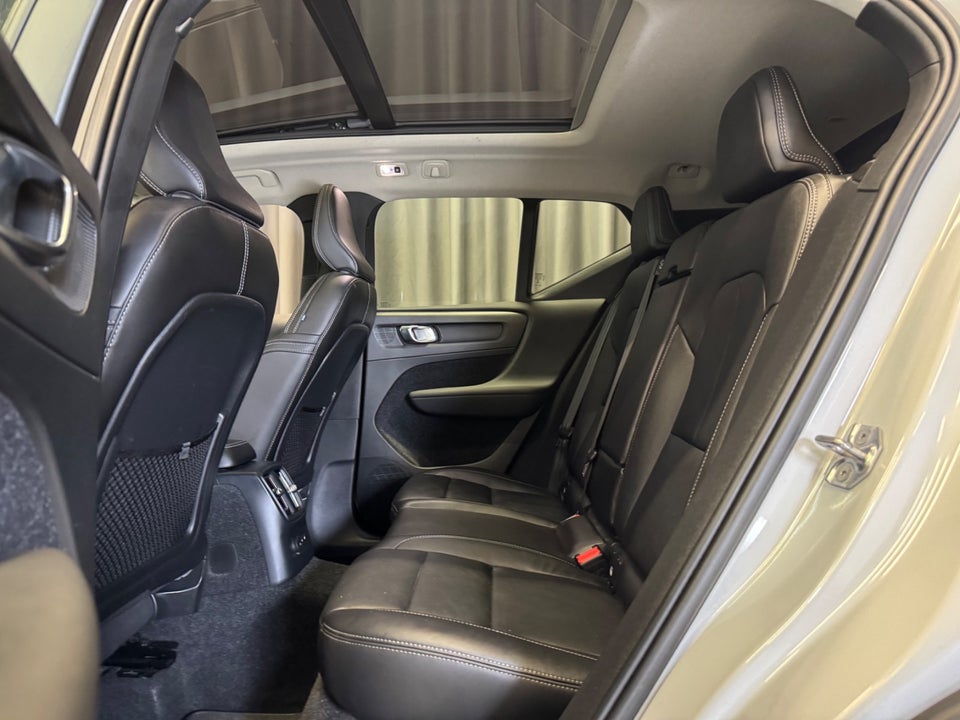 Volvo XC40 1,5 T5 ReCharge Inscription aut. 5d