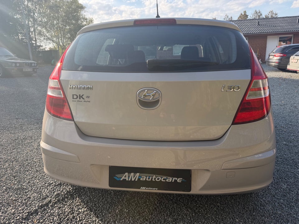Hyundai i30 1,4 CVVT 109 Comfort 5d