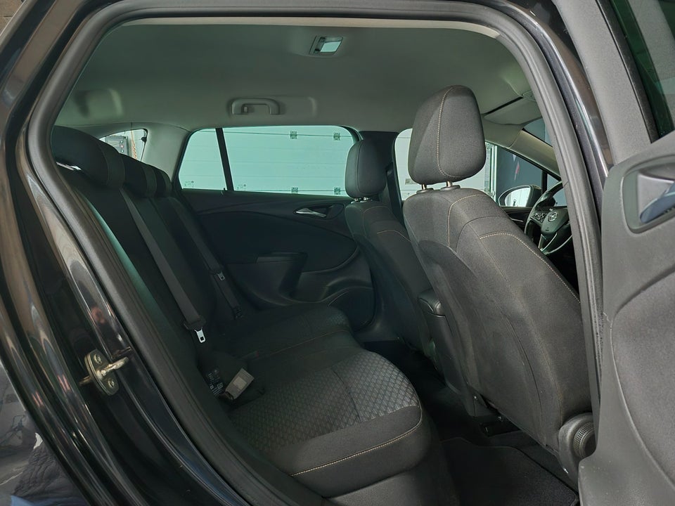 Opel Astra 1,0 T 105 Enjoy Sports Tourer 5d