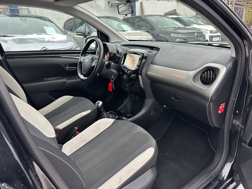 Peugeot 108 1,0 e-VTi 69 Desire TOP! 5d