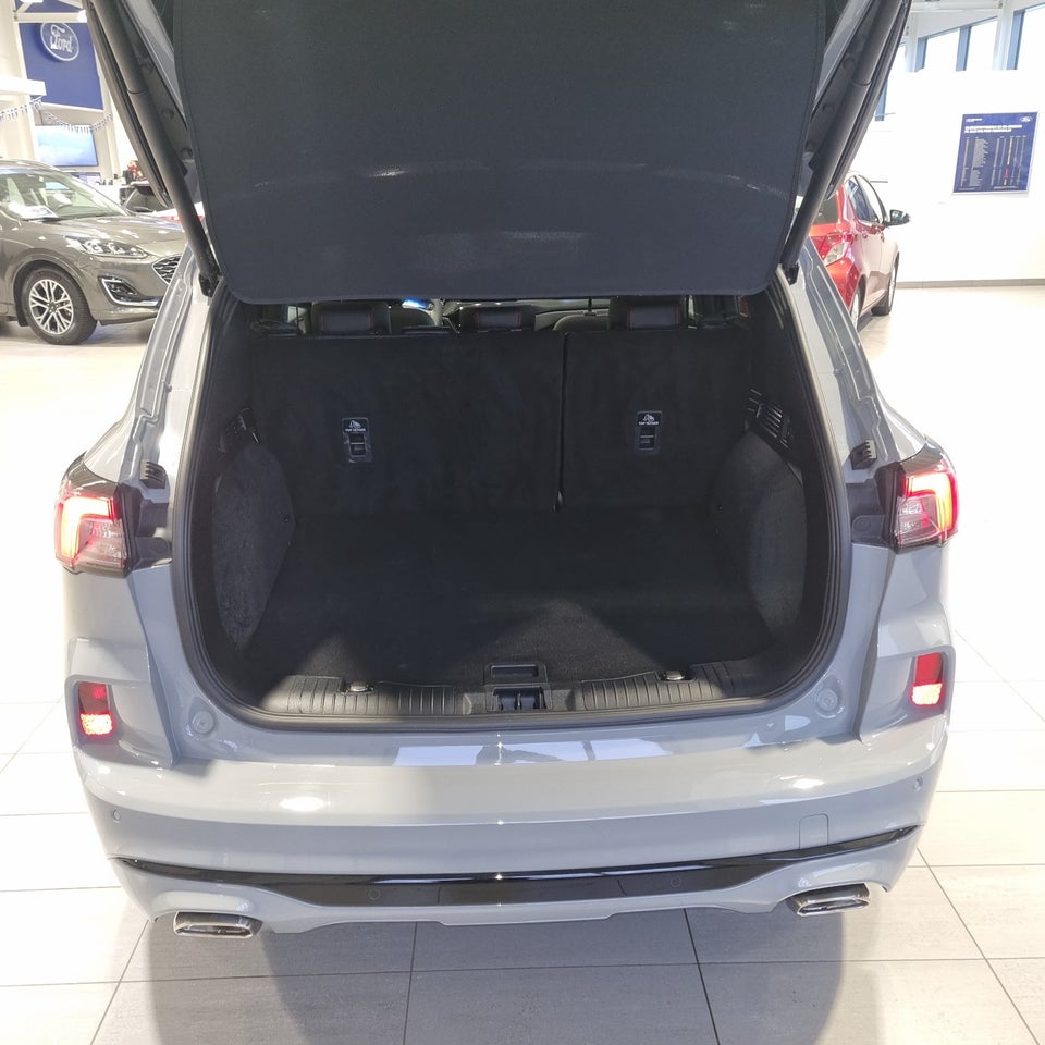 Ford Kuga 2,5 PHEV Graphite Tech CVT 5d