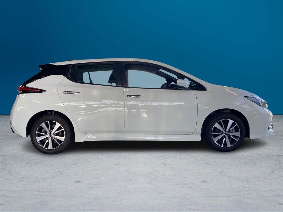 Nissan Leaf 40 Acenta 5d