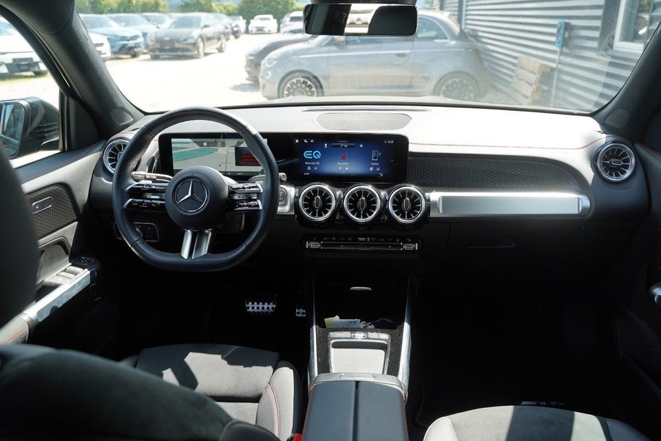 Mercedes EQB300 AMG Line 4Matic 5d